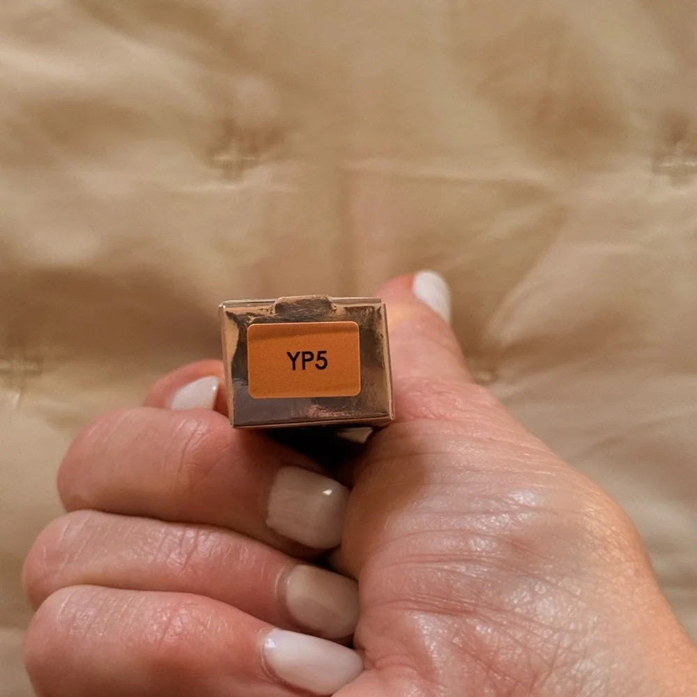 Natasha Denona Hy-Glam Concealer - YP5